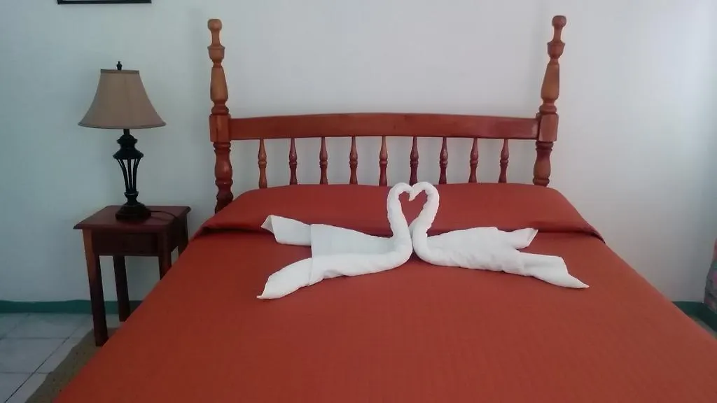 Golden Sunset Villas Negril 0*,