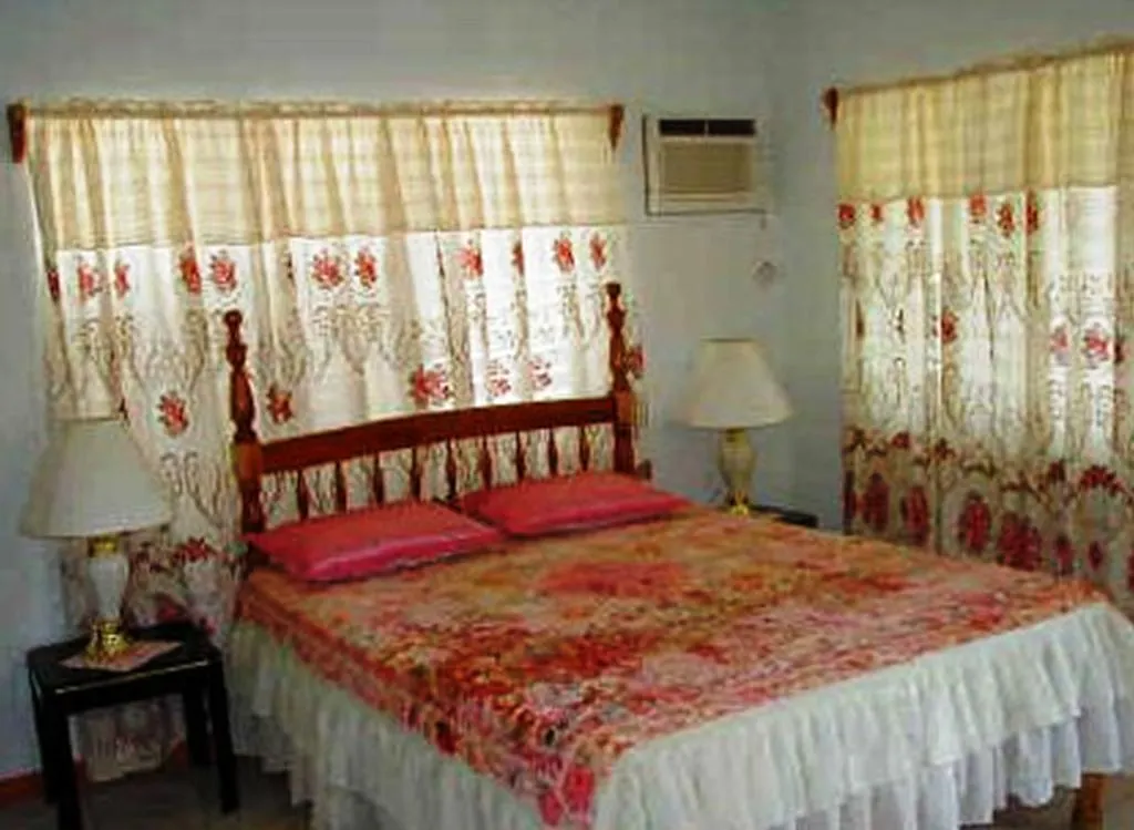 Golden Sunset Villas Negril 0*,  Jamaika
