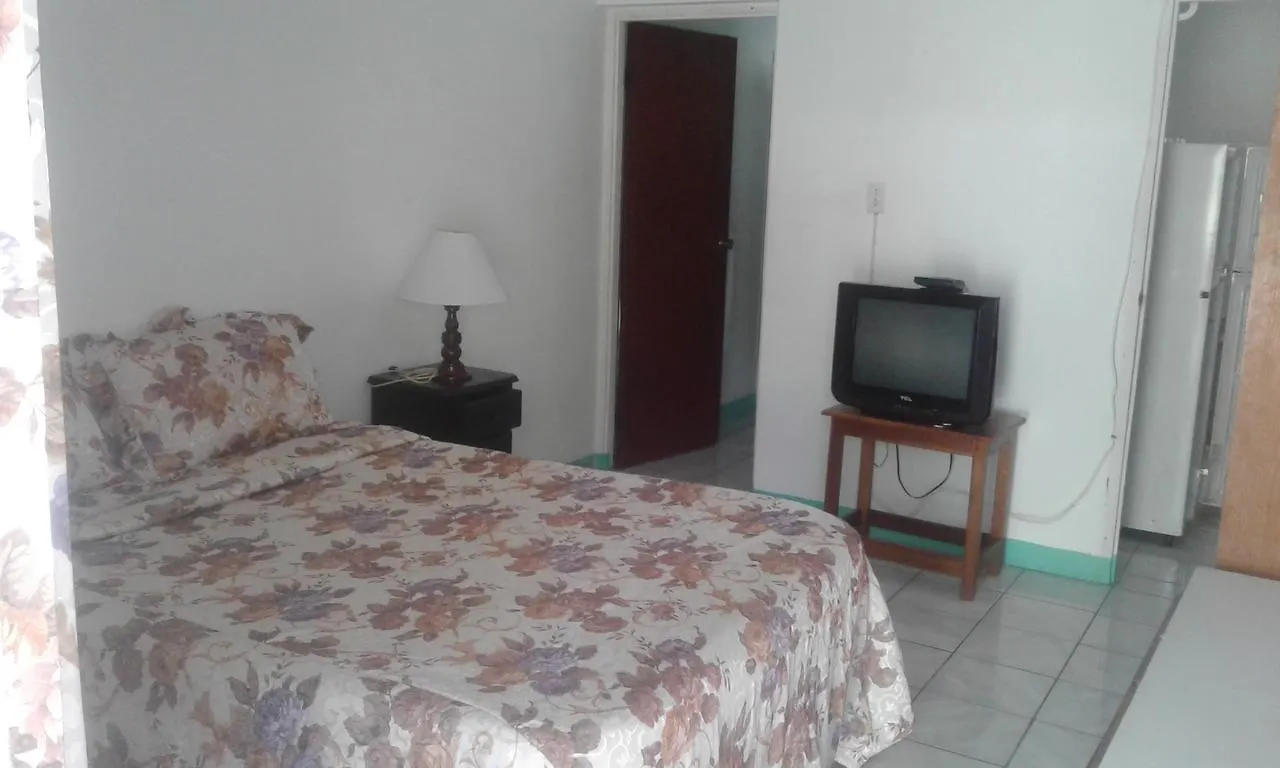 Golden Sunset Villas Negril Jamaika